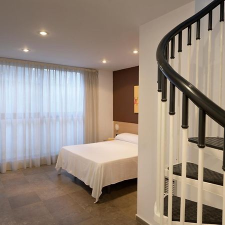 Sg Costa Bcn Apartments Castelldefels Zewnętrze zdjęcie