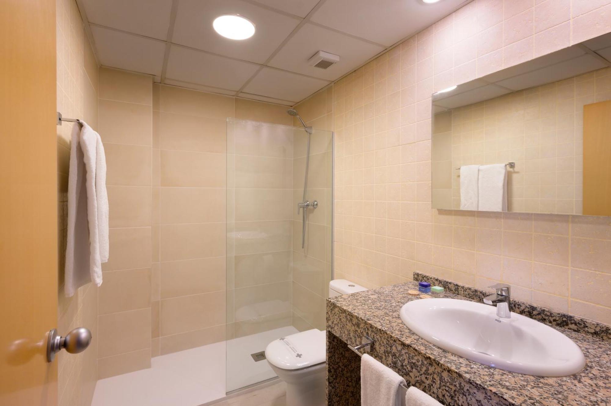 Sg Costa Bcn Apartments Castelldefels Zewnętrze zdjęcie