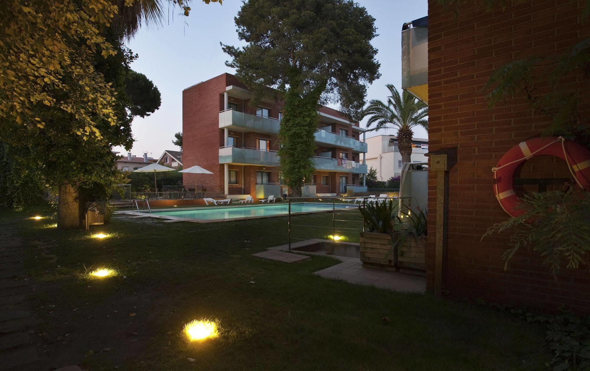 Sg Costa Bcn Apartments Castelldefels Zewnętrze zdjęcie